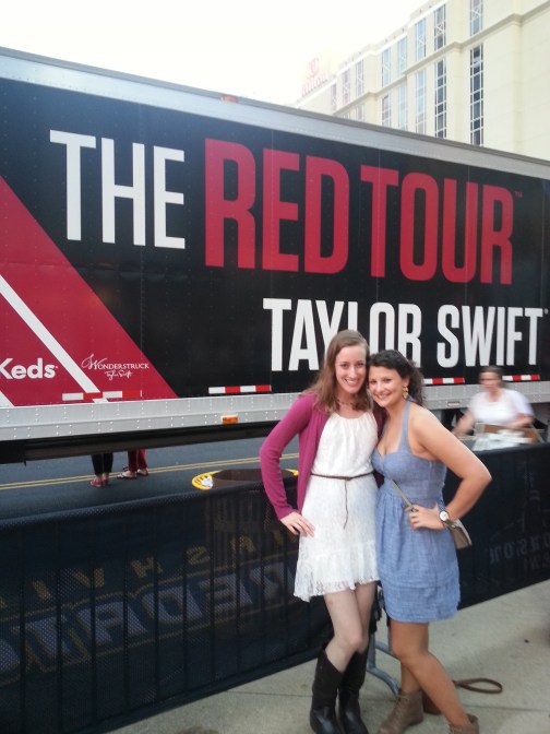 red tour bus