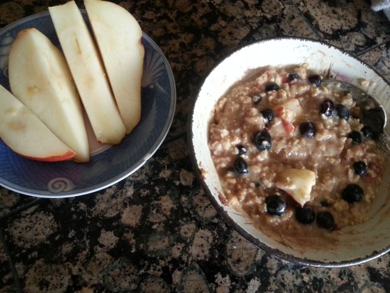 oatmeal pear blueberries